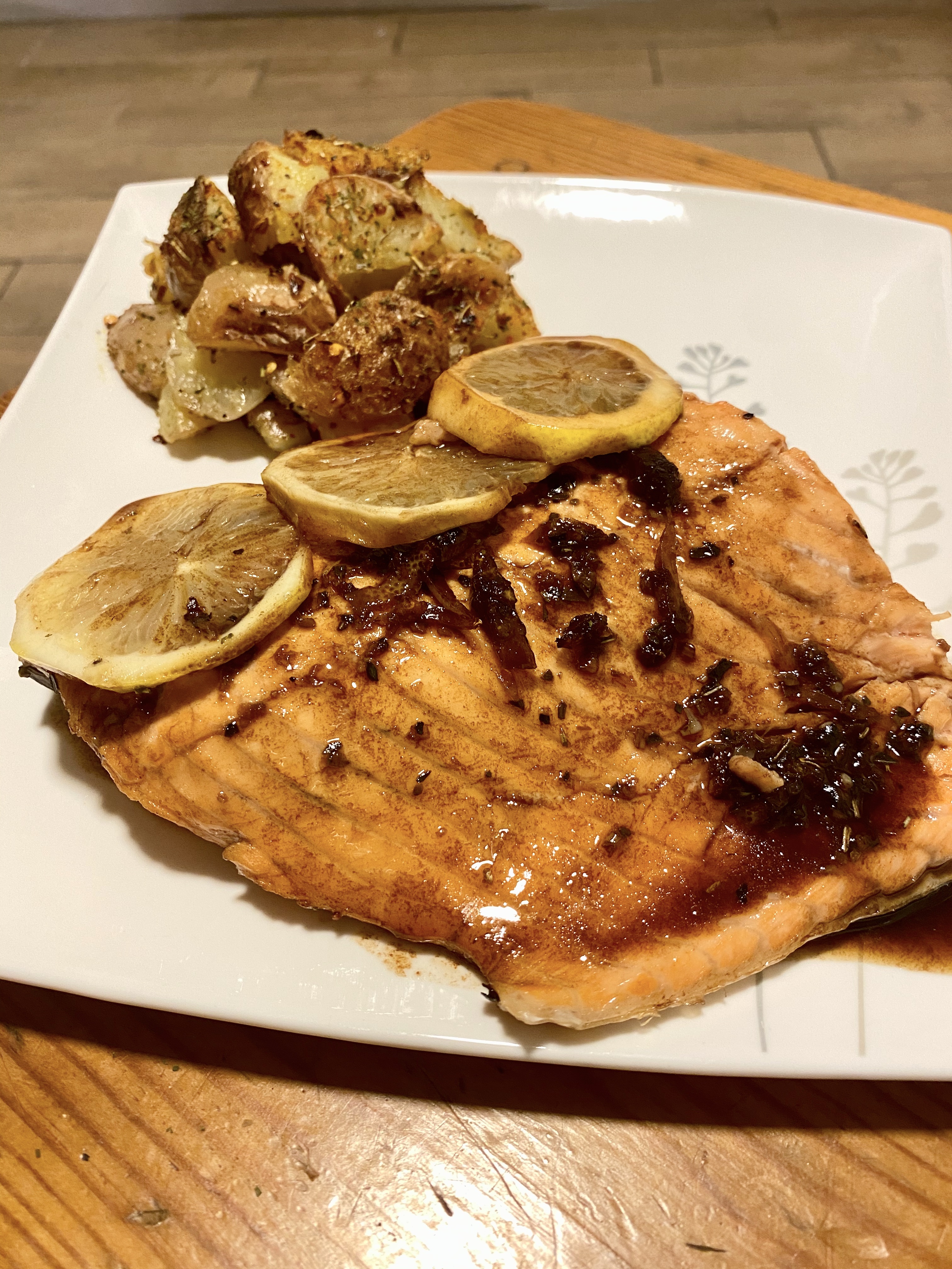 Balsamic Silan Glazed Salmon